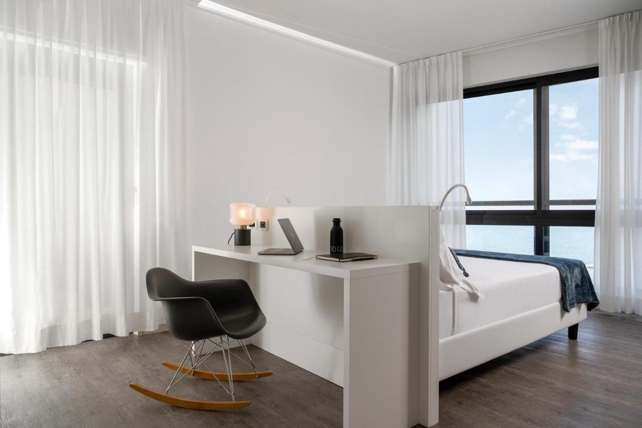 Hotel Venus Gabicce Mare Exteriör bild