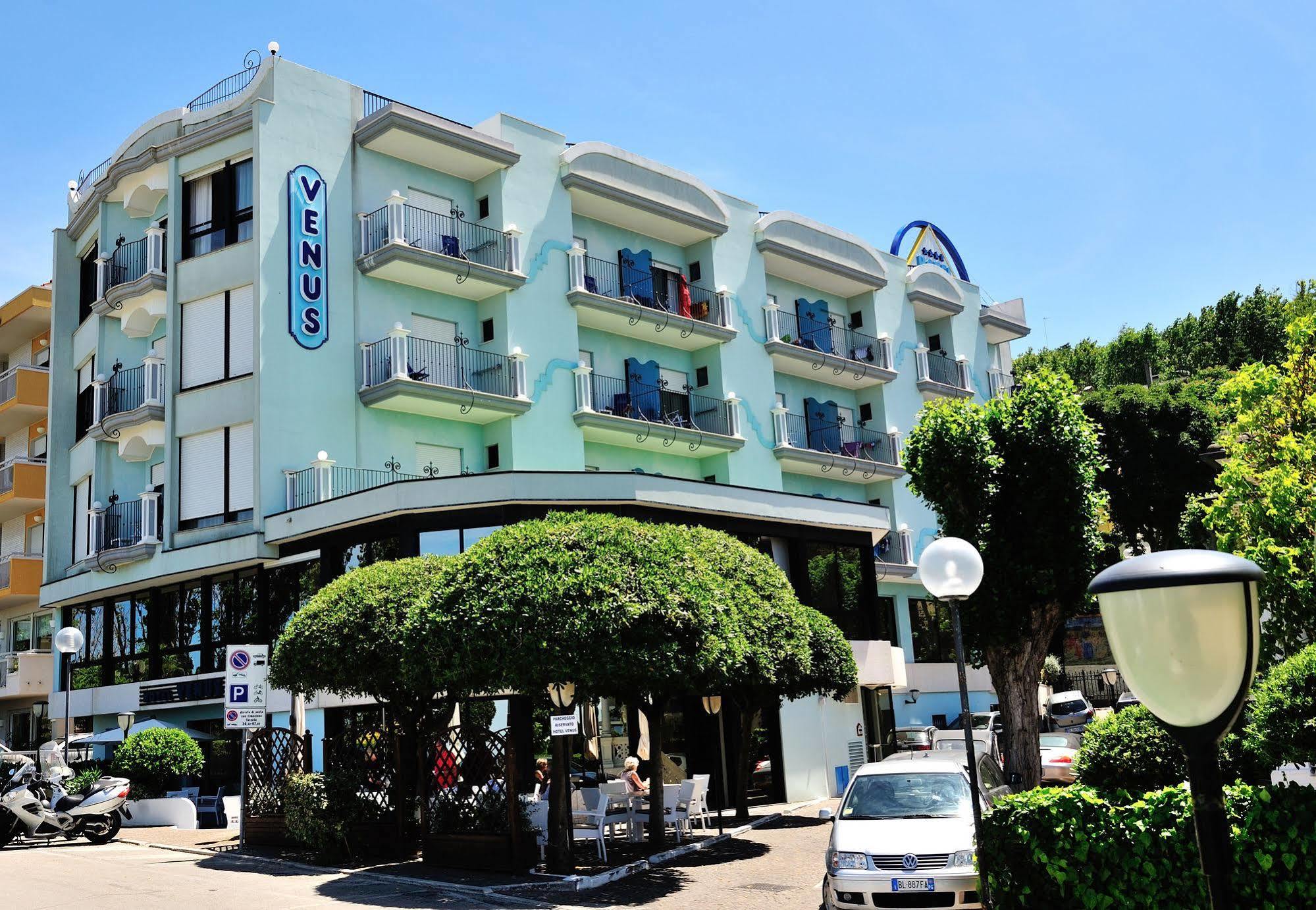 Hotel Venus Gabicce Mare Exteriör bild