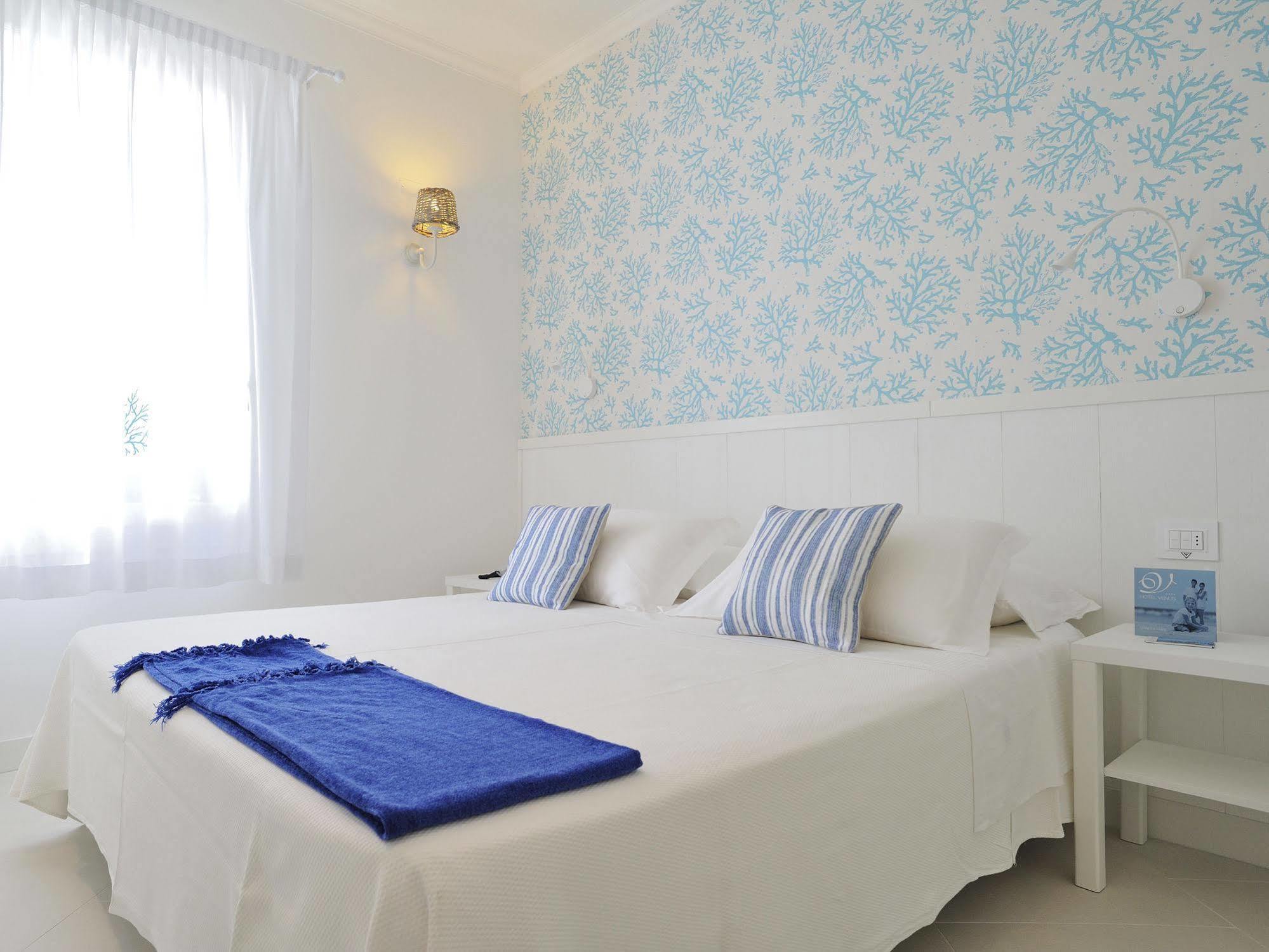 Hotel Venus Gabicce Mare Exteriör bild